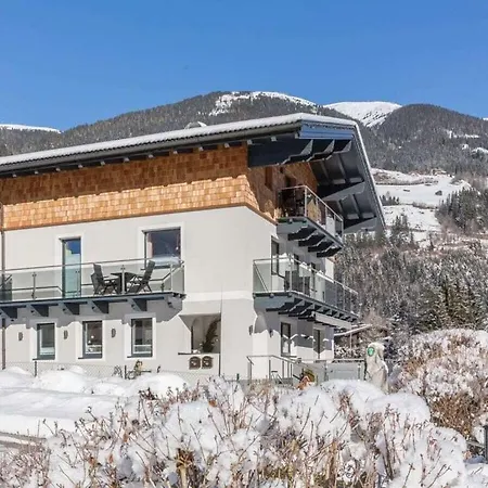 Maximilian Apartmenthaus 2-6 People Neukirchen am Grossvenediger